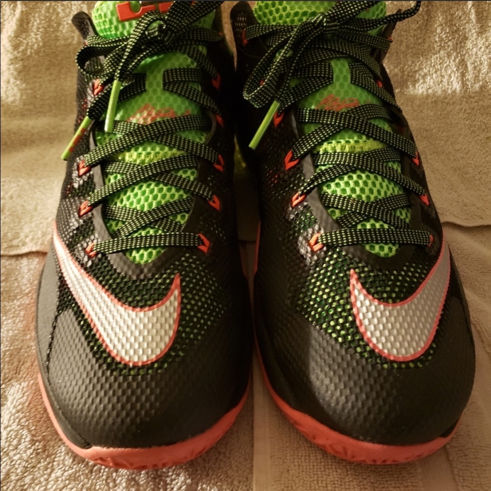 LeBron 12 Low Remix